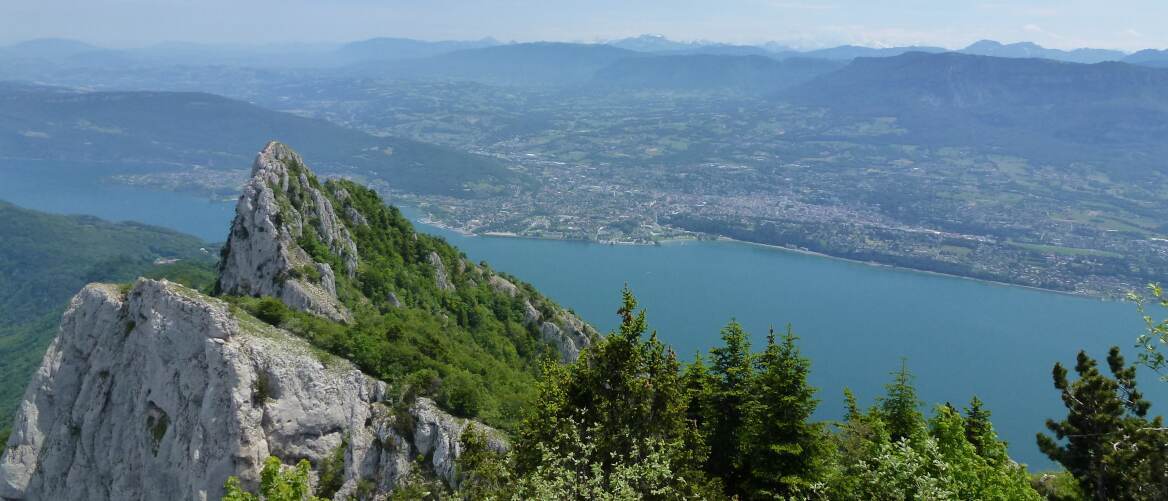 12 circuits au départ de Yenne