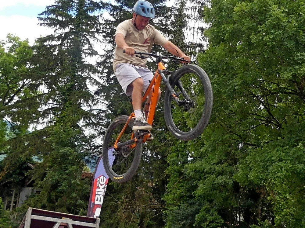 Photos « big air bag » 10ème anniversaire de l&rsquo;école-VTT du dimanche 23 juin 2024